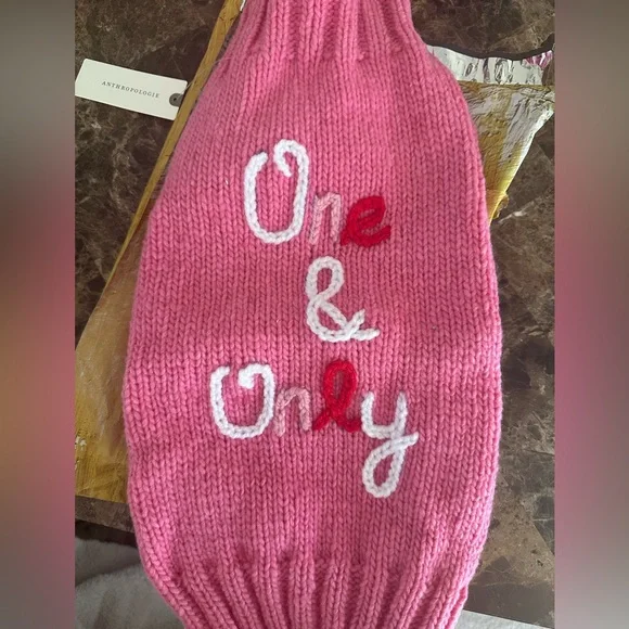 🐶💘 NWT Anthropologie Valentine's Day Pet Sweater- Small- Dog or Cat - Picture 2 of 5